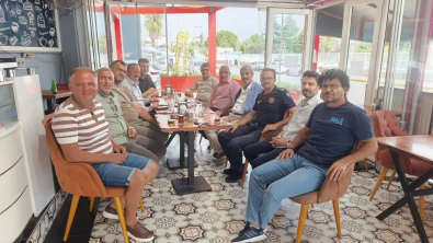 Lotus Cafe’ye Ziyaret