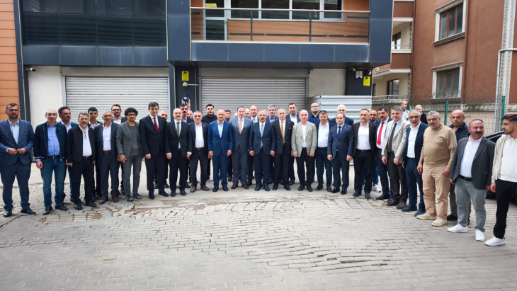 Kocaeli Gümüşhaneliler Vakfı'ndan Coşkulu Bayramlaşma