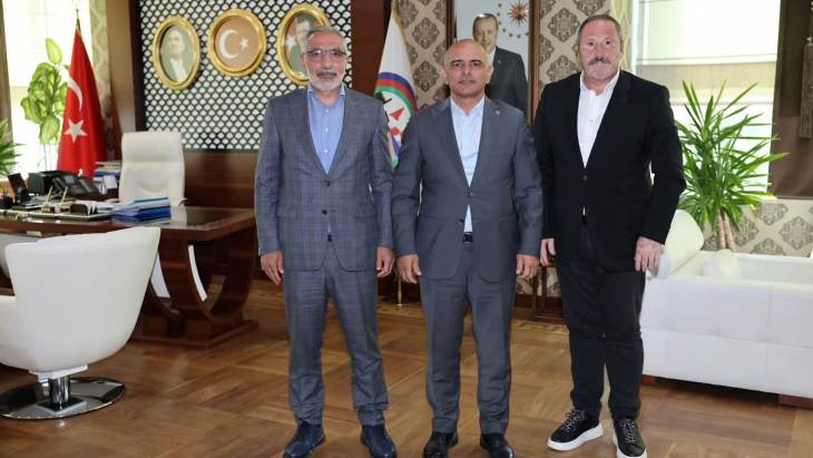 Körfez Belediye Başkanı Şener Söğüt’e Ziyaret